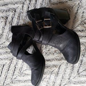 Scribe Ankle Bootie With Low Heel